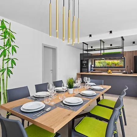 Seaside Bamboo - *